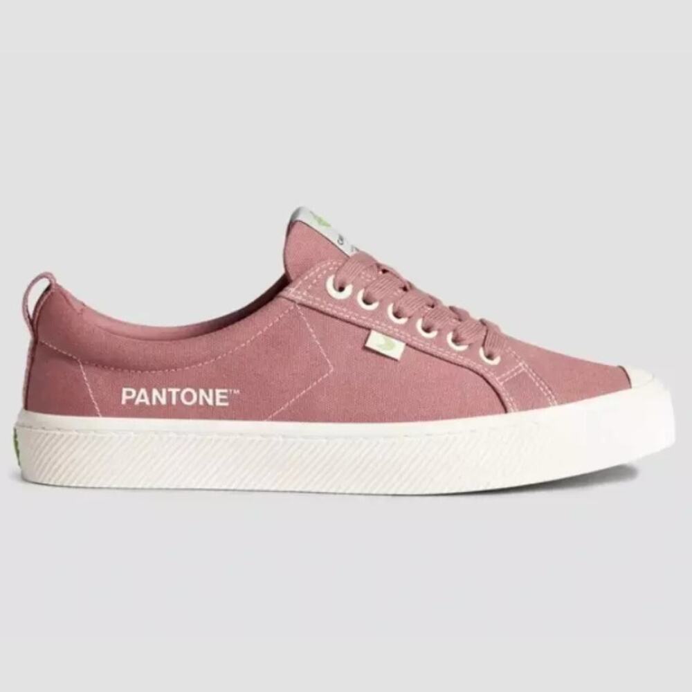 CARIUMA + Pantone Rose Low Profile Canvas Sneakers Tennis Shoes Women's 9.5